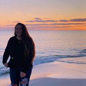 Meet your Posher, Madison